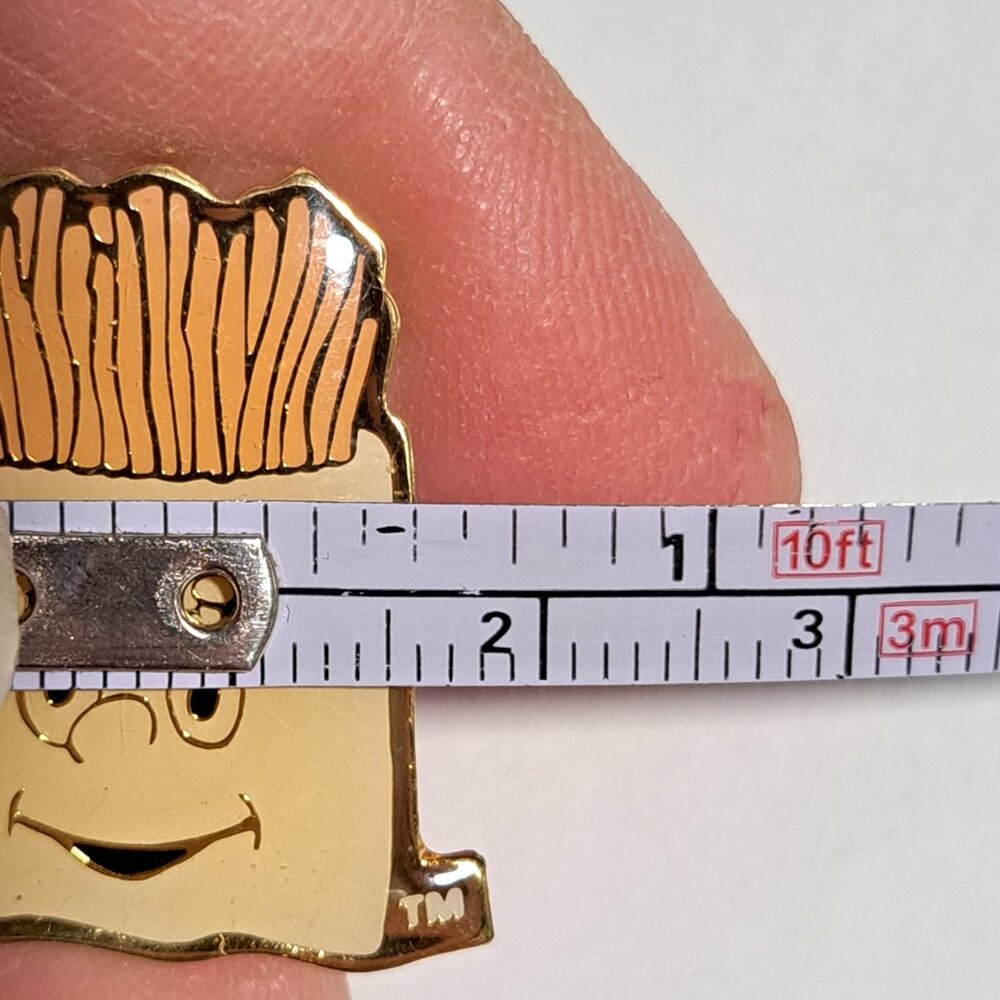 McDonalds fry character metal pin - Picture 3 of 3